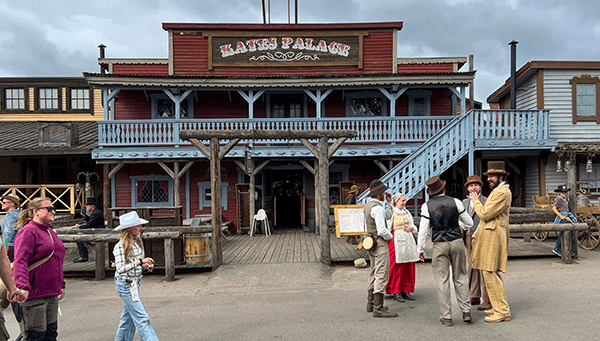 Kates palace High Chaparral Countryfestival